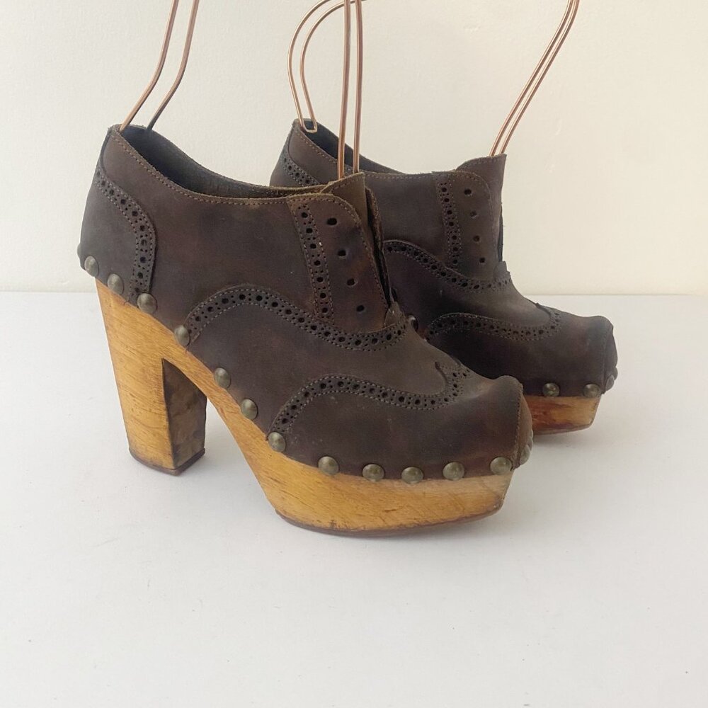 Vintage Wood Platform Brogue Heels Shoes Brown 60s 70s